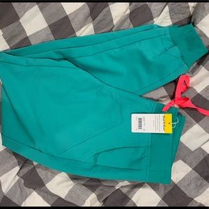 FIGS SURGICAL GREEN JOGGER